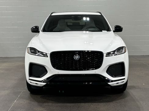 New 2026 Jaguar F-PACE R-Dynamic S AWD/4WD image 9