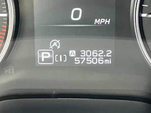 Used 2024 Subaru Crosstrek 2.0i Premium image 6