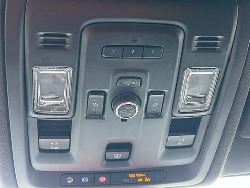 Used 2024 Chevrolet Suburban RST w/ Luxury Package AWD/4WD image 27