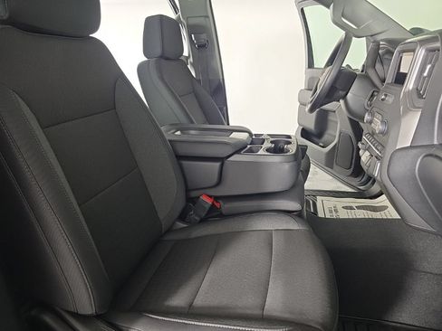 New 2026 Chevrolet Silverado 2500 Custom w/ Custom Value Package AWD/4WD image 39