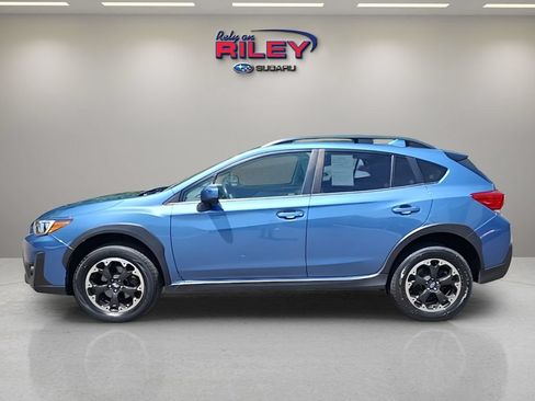 Used 2022 Subaru Crosstrek 2.0i Premium AWD/4WD image 2
