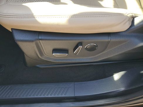 Used 2024 Ford Expedition Max Limited AWD/4WD image 17