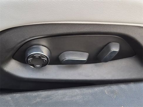 Used 2022 Chevrolet Corvette Stingray Preferred Conv w/ Battery Protection Package image 19