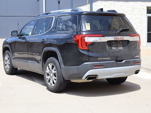Used 2020 GMC Acadia SLT FWD image 3