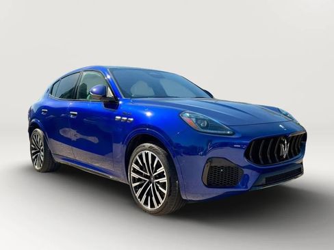 Used 2023 Maserati Grecale Modena AWD/4WD image 1