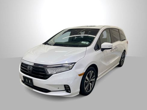 Used 2023 Honda Odyssey Touring image 1