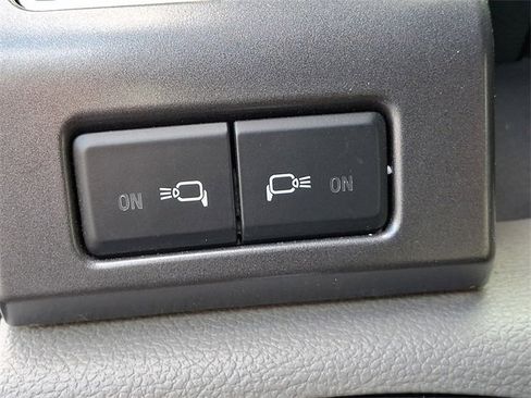 Used 2021 Ford F250 XLT w/ XLT Premium Package image 28