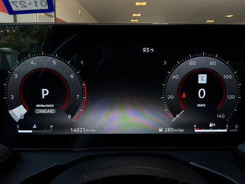 Used 2026 Nissan Kicks SR FWD image 41