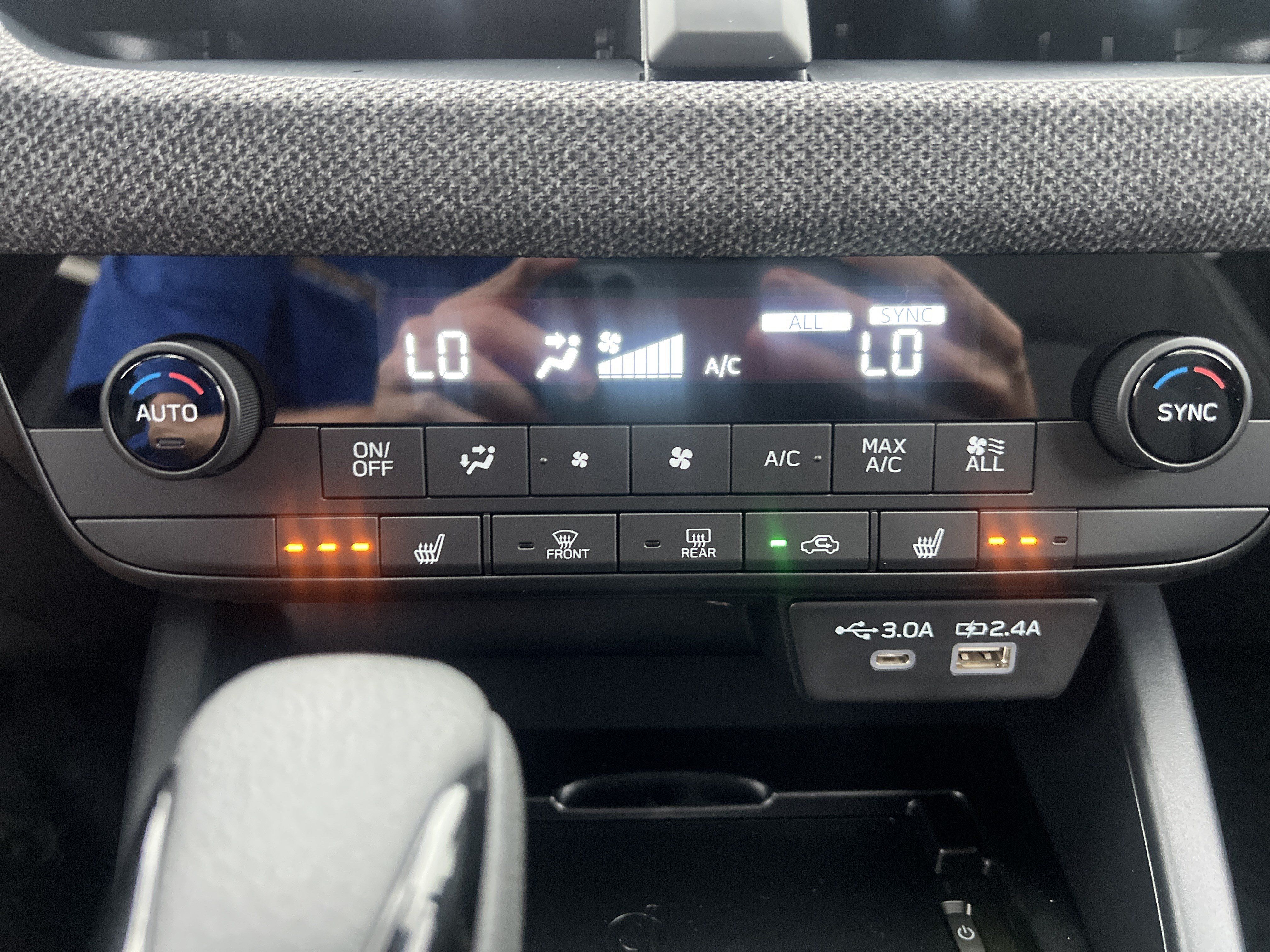 New 2026 Subaru Outback Limited AWD/4WD image 28
