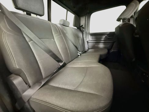Used 2024 RAM 3500 Tradesman w/ Chrome Appearance Group AWD/4WD image 27