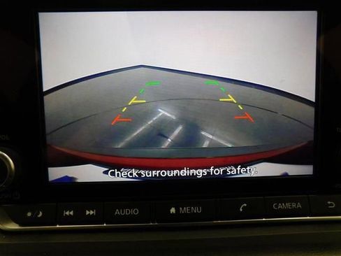 Used 2023 Nissan Rogue SV image 30