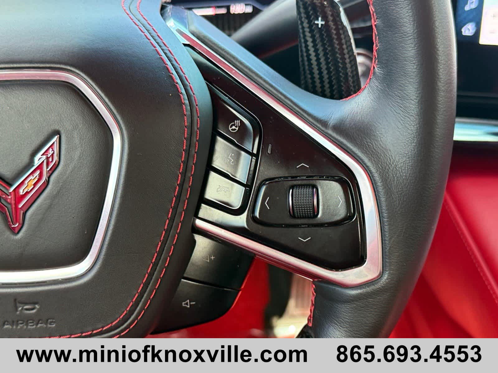 Used 2025 Chevrolet Corvette Z06 w/ Stealth Interior Trim Package RWD image 31