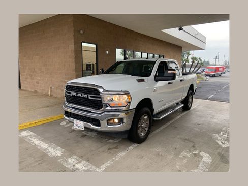 Used 2024 RAM 2500 Big Horn image 1
