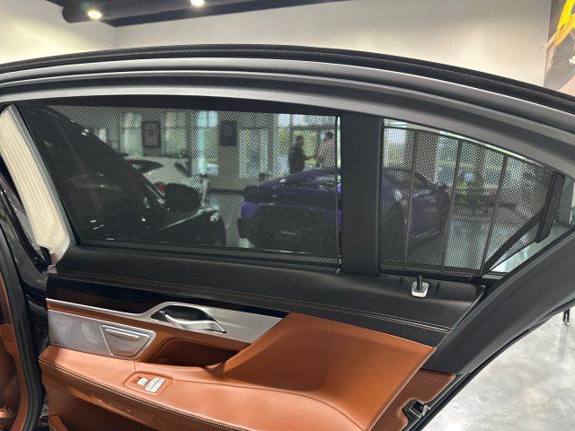 Used 2019 BMW M760i xDrive w/ Luxury Rear Seating Package AWD/4WD image 57