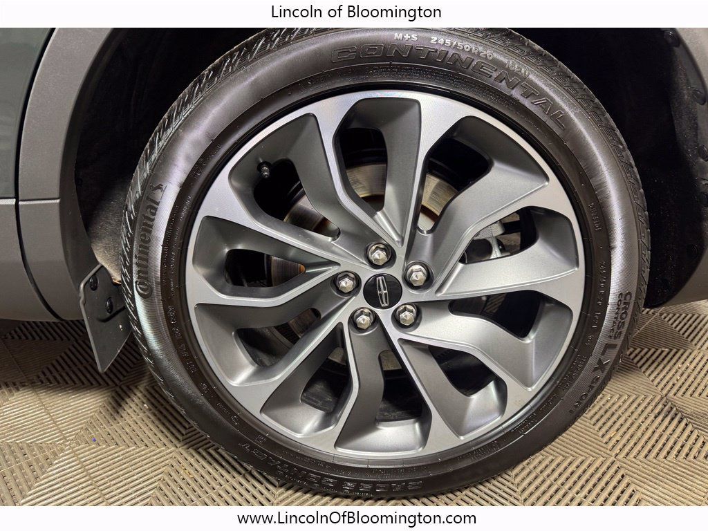 Used 2023 Lincoln Nautilus Reserve AWD/4WD image 25