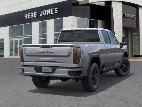 New 2026 GMC Sierra 2500 AT4 w/ AT4 Premium Plus Package AWD/4WD image 4