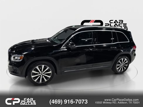 Used 2020 Mercedes-Benz GLB 250 4MATIC image 4