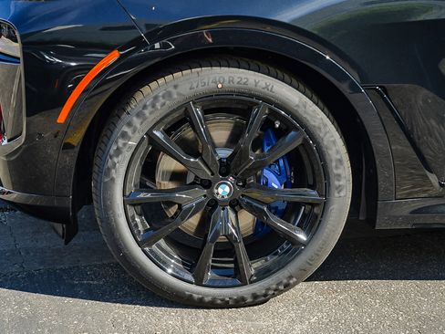 New 2026 BMW X7 M60i image 10