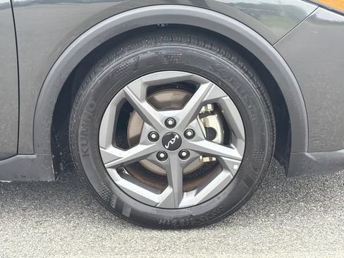 Used 2025 Kia K4 FWD image 11