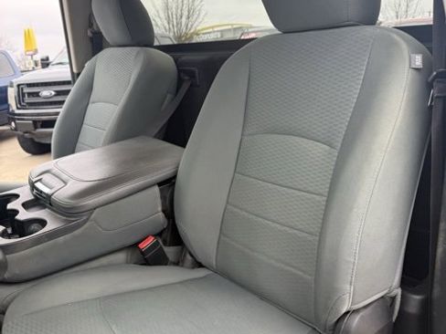 Used 2015 RAM 2500 Tradesman w/ Chrome Appearance Group image 19