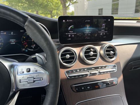Used 2021 Mercedes-Benz GLC 43 AMG 4MATIC image 32