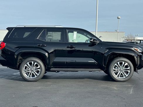 New 2026 Toyota 4Runner Limited image 8
