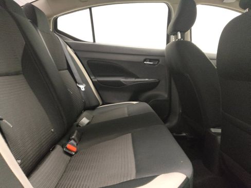 Used 2021 Nissan Versa SV image 19