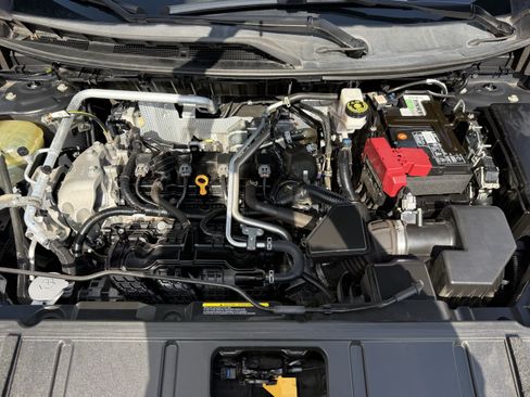 Used 2021 Nissan Rogue SV w/ Premium Package FWD image 33
