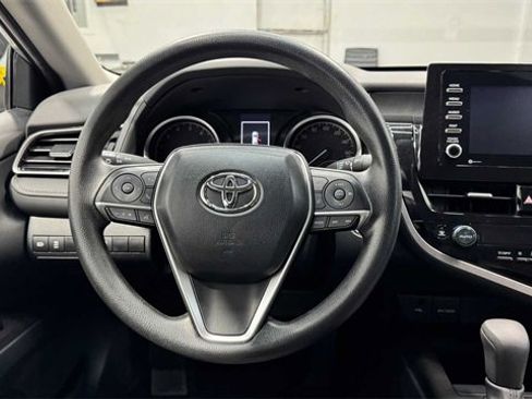 Used 2024 Toyota Camry LE image 18