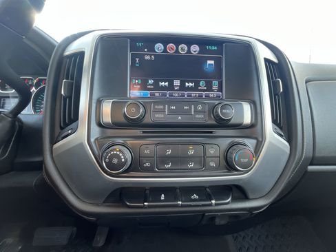 Certified 2018 GMC Sierra 2500 SLE w/ Snow Plow Prep Package image 11