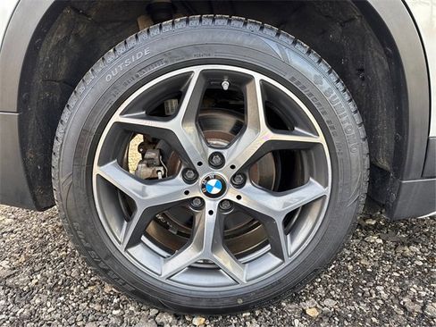 Used 2017 BMW X1 xDrive28i w/ Driving Assistance Package image 25