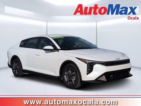 Used 2025 Kia K4 FWD image 1