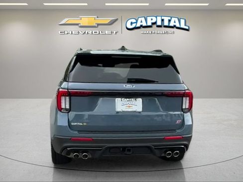 Used 2025 Ford Explorer ST w/ Sun And Sound Package AWD/4WD image 4