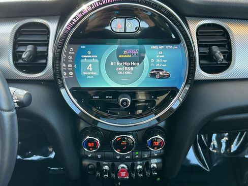 Used 2023 MINI Cooper S image 24