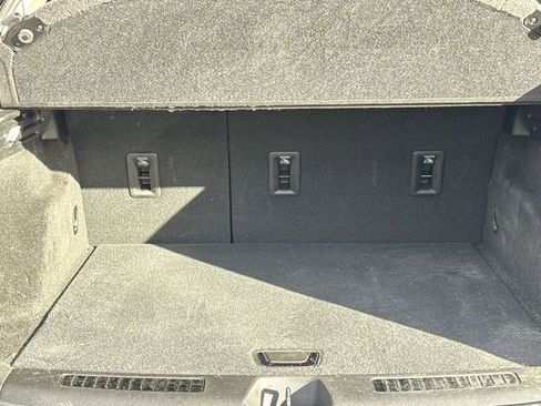 Used 2022 Cadillac XT4 Premium Luxury w/ Enhanced Visibility Package image 22