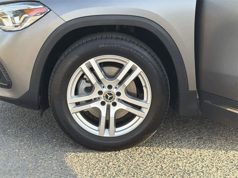 Used 2021 Mercedes-Benz GLA 250 GLA 250 image 41