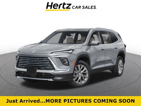 Used 2025 Buick Enclave Preferred AWD/4WD image 1