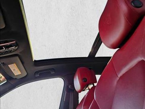 Used 2023 Porsche Cayenne S image 15