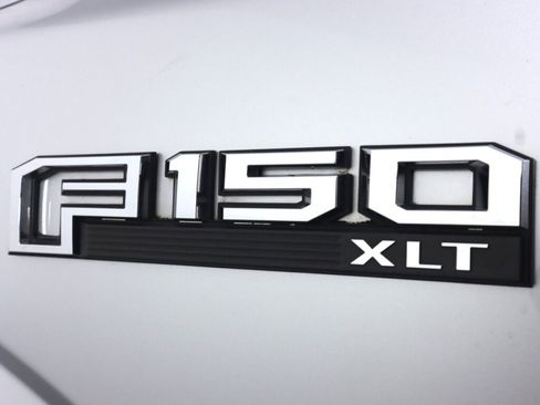 Used 2016 Ford F150 XLT image 37