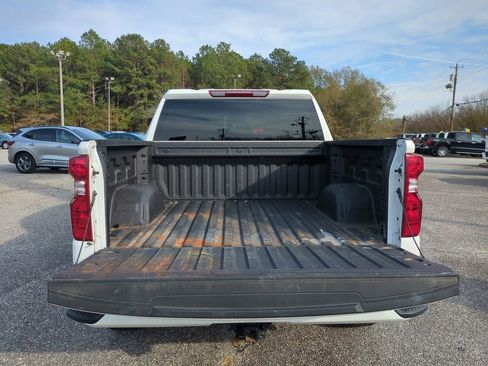 Used 2025 Chevrolet Silverado 1500 Custom image 13
