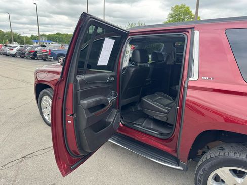 Used 2019 GMC Yukon XL SLT AWD/4WD image 15