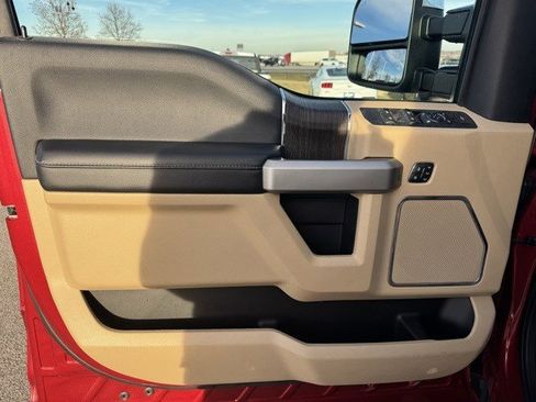 Used 2021 Ford F250 Lariat w/ Lariat Ultimate Package image 10