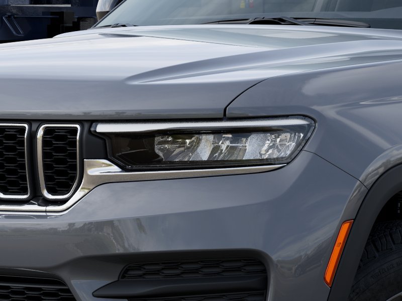 New 2027 Jeep Grand Cherokee Laredo X RWD image 10