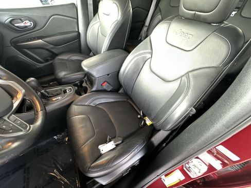 Used 2021 Jeep Cherokee Latitude Lux image 13