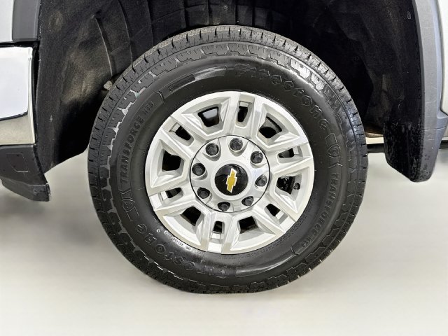 Used 2025 Chevrolet Silverado 2500 LT w/ Convenience Package AWD/4WD image 31