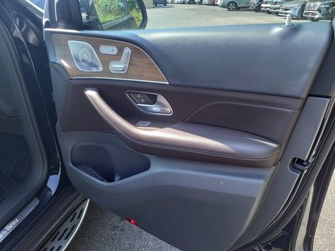 Used 2020 Mercedes-Benz GLE 450 4MATIC image 11