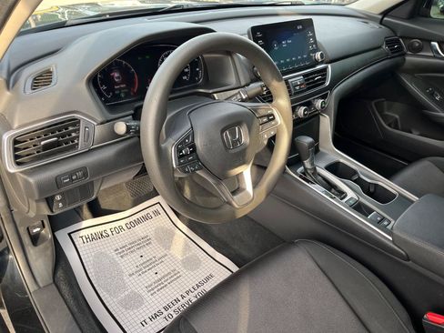 Used 2019 Honda Accord LX image 10