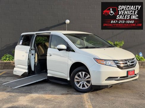 Used 2015 Honda Odyssey EX image 3