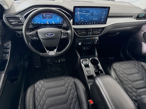 Used 2023 Ford Escape SE w/ PHEV Premium Package image 17