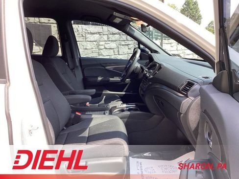 Used 2021 Honda Passport Sport image 14